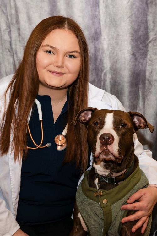 Dr. Olivia  Fremling